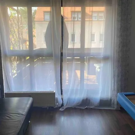 Schoene Ruhige Gegend Aber Zentral Mit Terrasse!!! Nürnberg