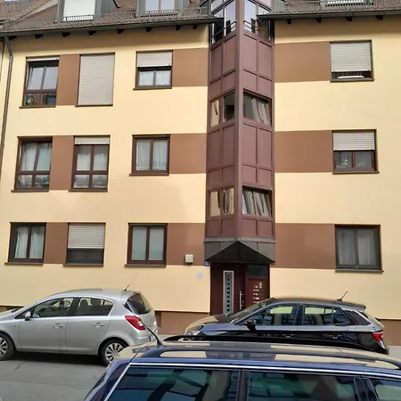 Schoene Ruhige Gegend Aber Zentral Mit Terrasse!!! *